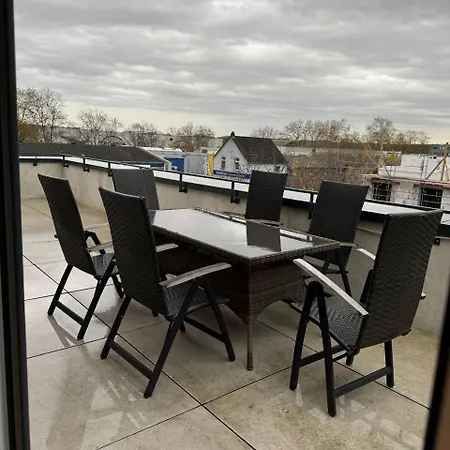 Modern With Kitchen & Balcony Dining Apartment *