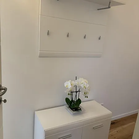 Modern With Kitchen & Balcony Dining Apartment *